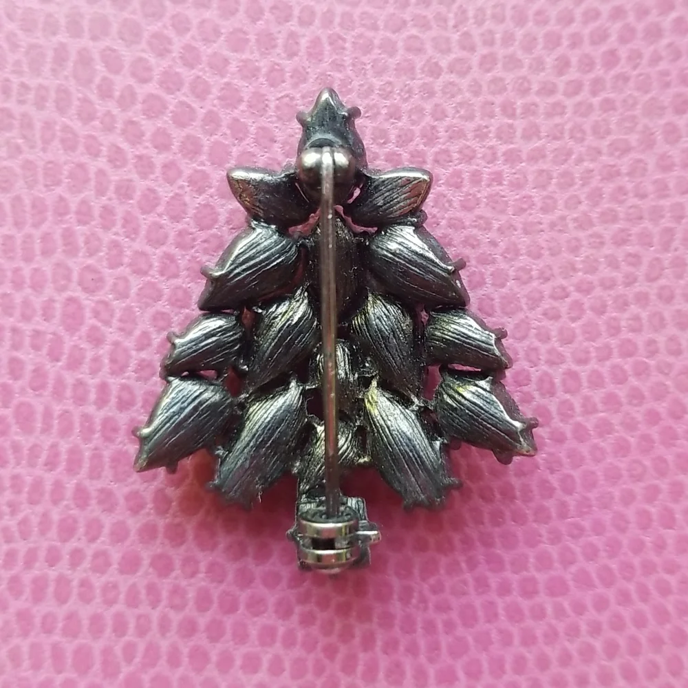 VTG Tiny Xmas Tree Brooch - Picture 4 of 7